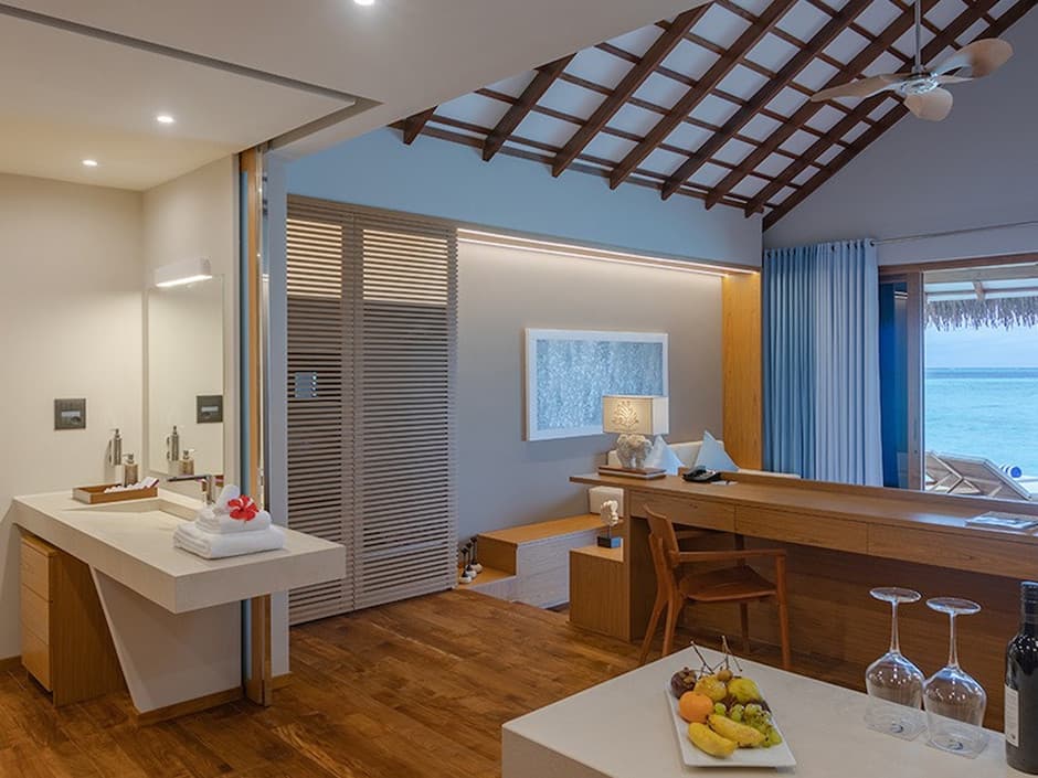 Cinnamon Velifushi Maldives