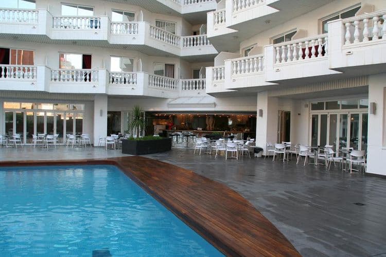 Bernat II Hotel
