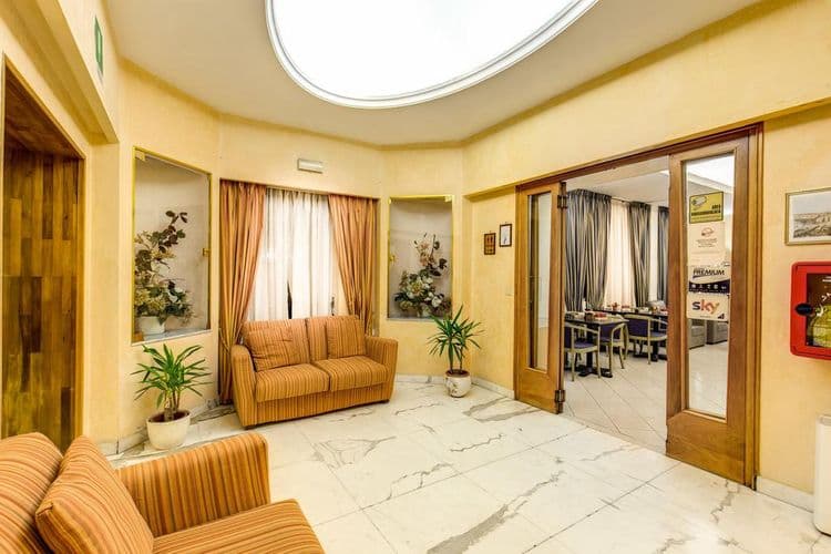 Milani Hotel