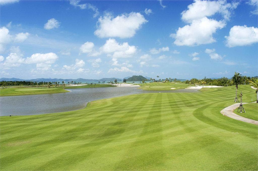 Mission Hills Phuket Golf Resort & Spa