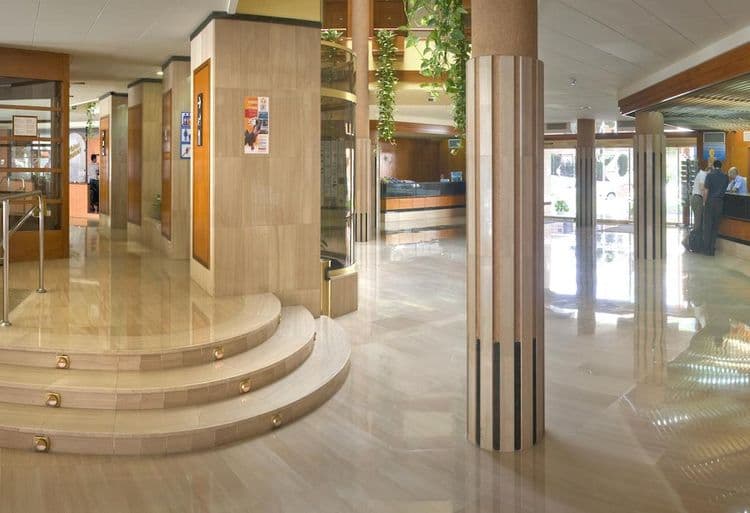 GHT Aquarium Hotel & SPA