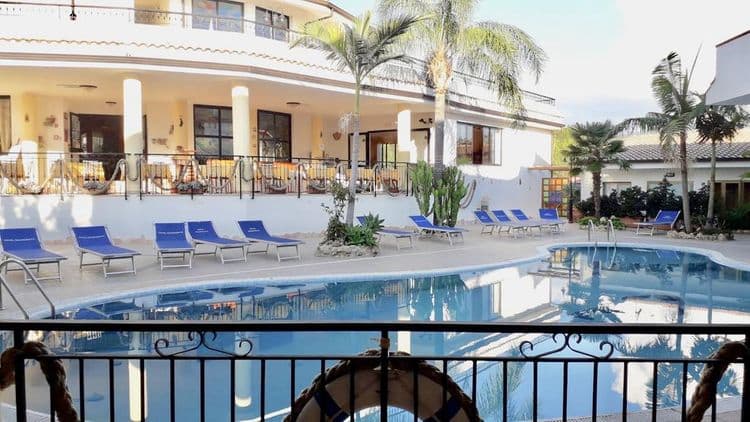 Incoronato Hotel