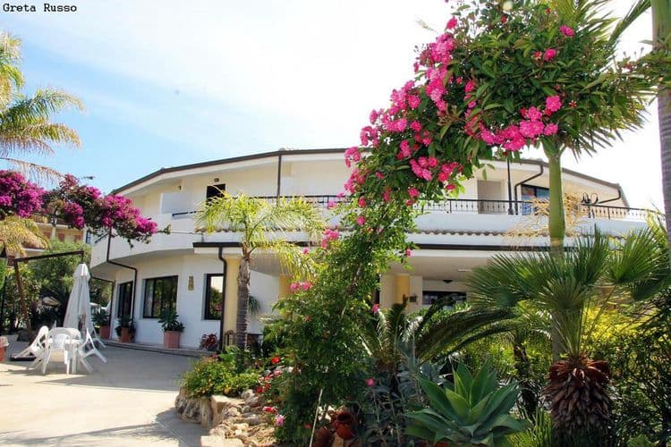Incoronato Hotel