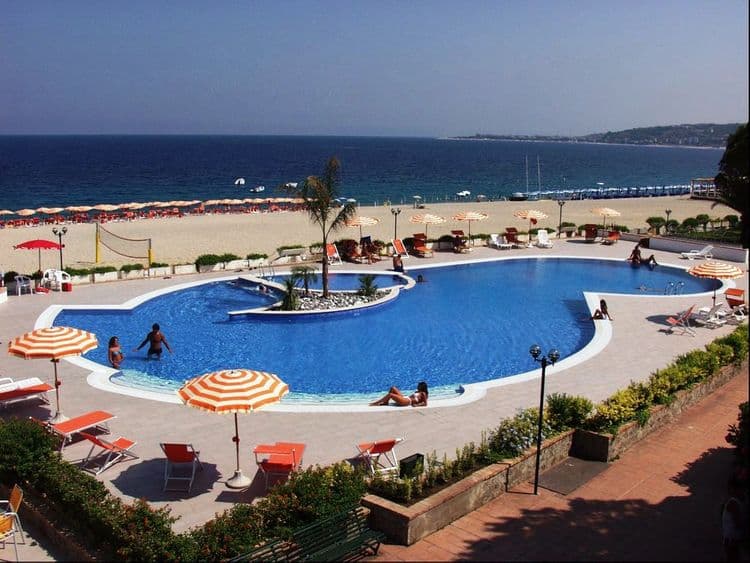 Estella Club Village & Residence