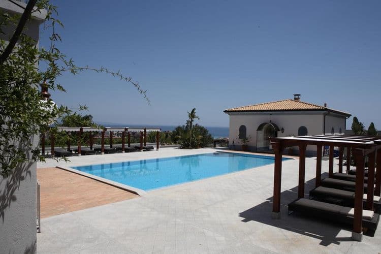 Ersilia Villa