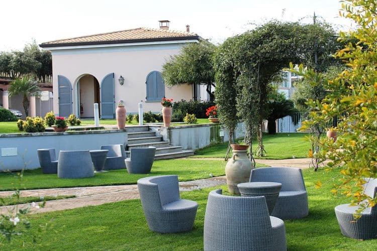 Ersilia Villa