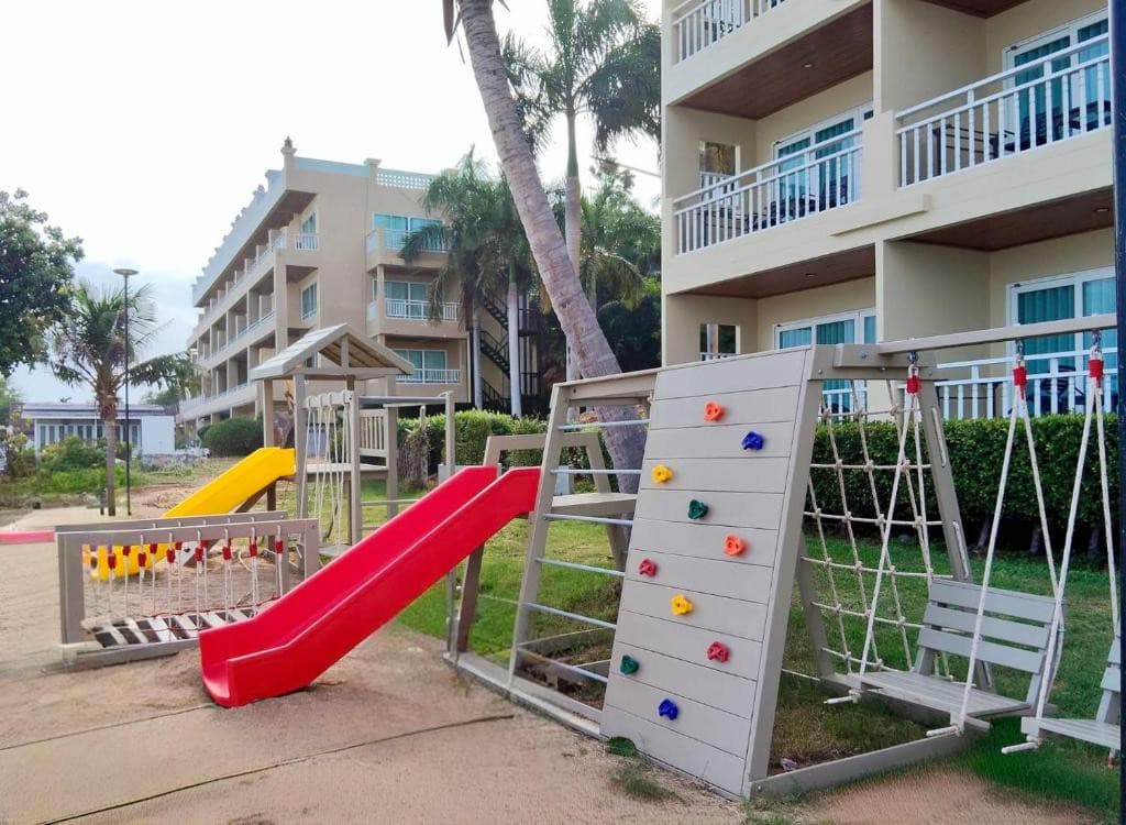 Royal Phala Cliff Beach Resort & Spa