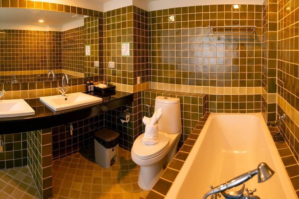 Royal Phala Cliff Beach Resort & Spa