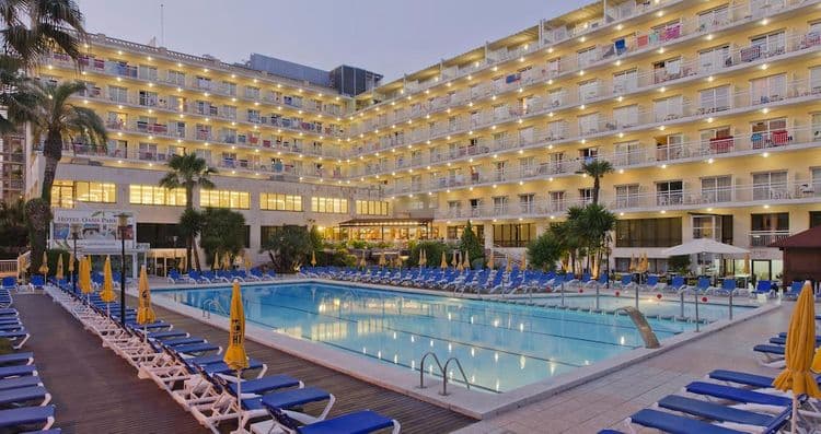 Oasis Park & Spa Hotel