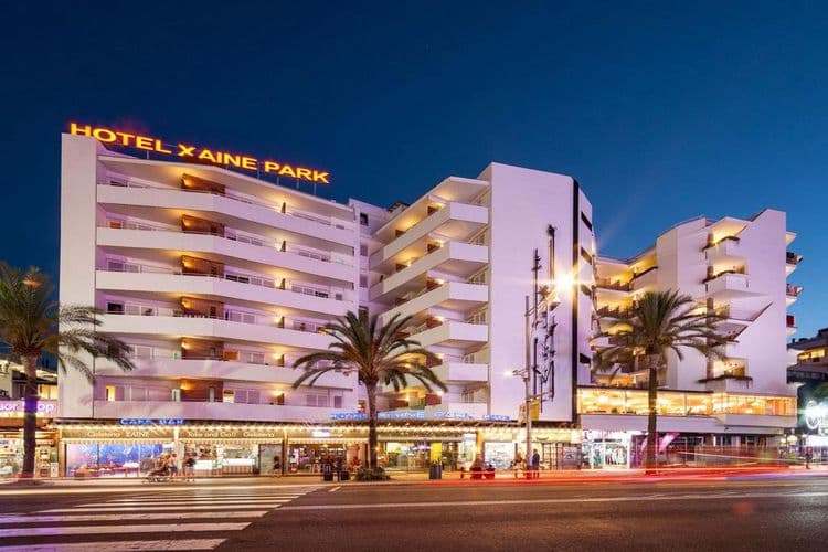 Xaine Park Hotel