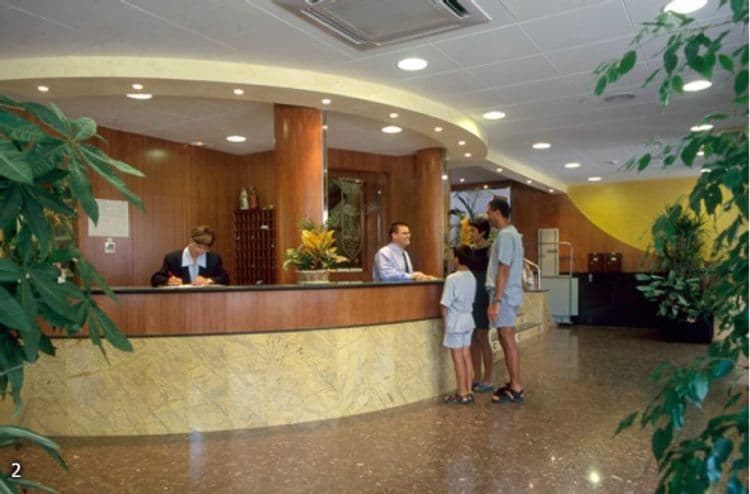 Checkin Montpalau