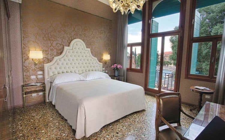 Santa Chiara Hotel