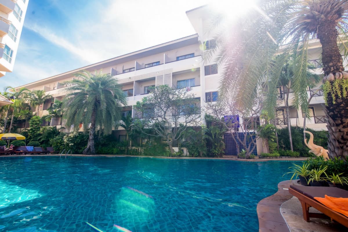 SEA BREEZE JOMTIEN RESORT.