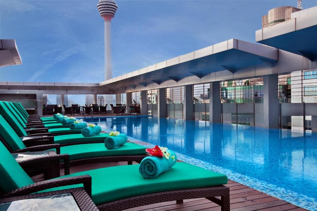 Parkroyal Serviced Suites