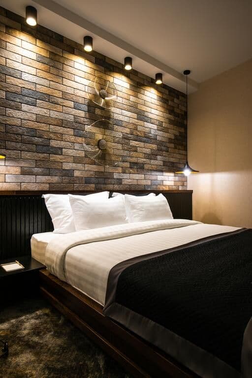 Adamo Hotel