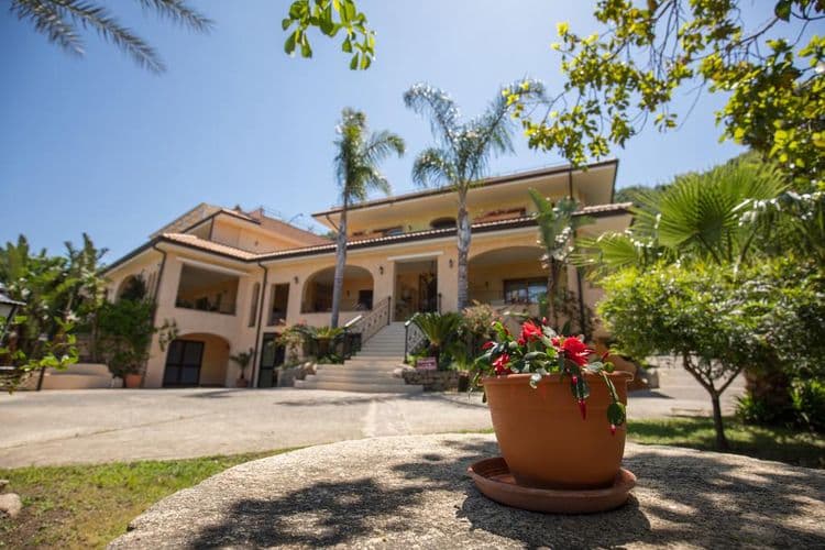Cannamele Resort Hotel