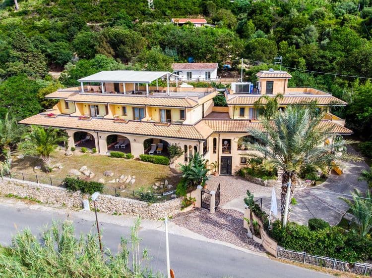 Cannamele Resort Hotel