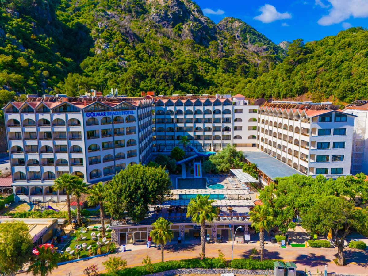 Golmar Beach Hotel