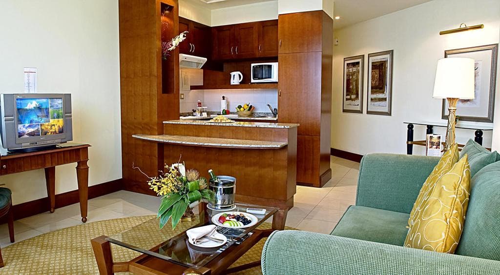 Pearl City Suites