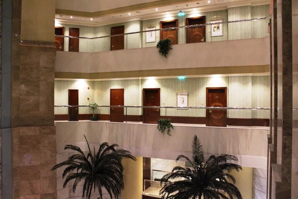 Pearl City Suites