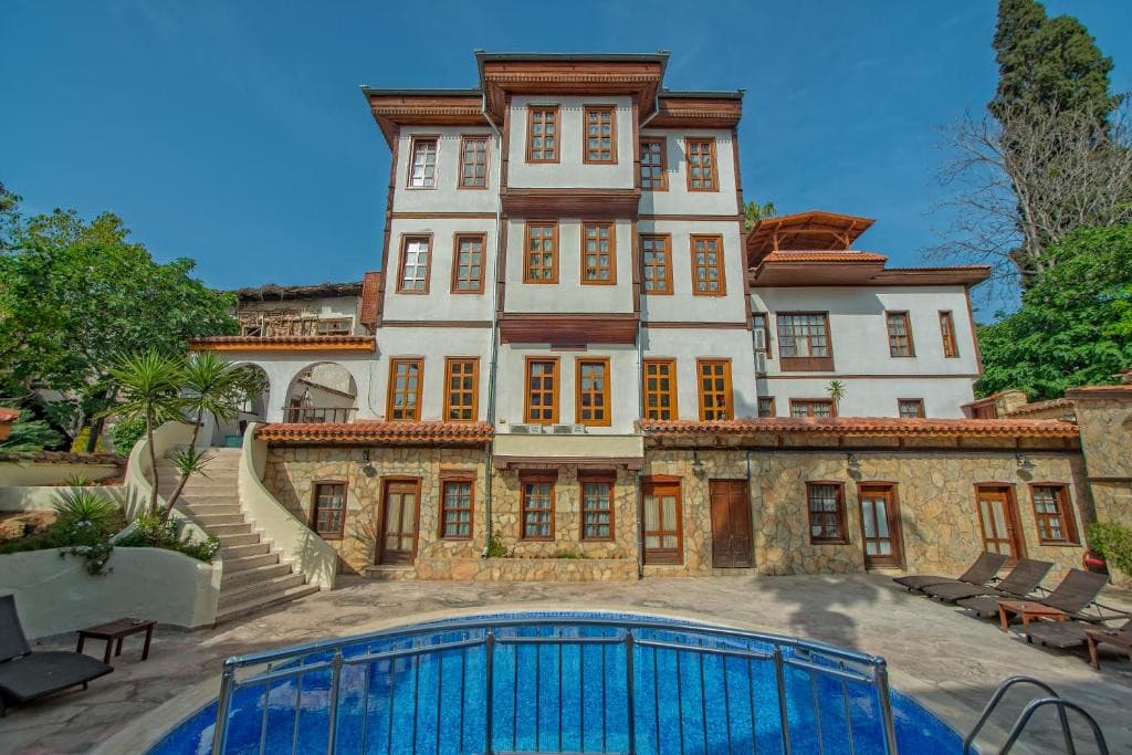 Argos Hotel