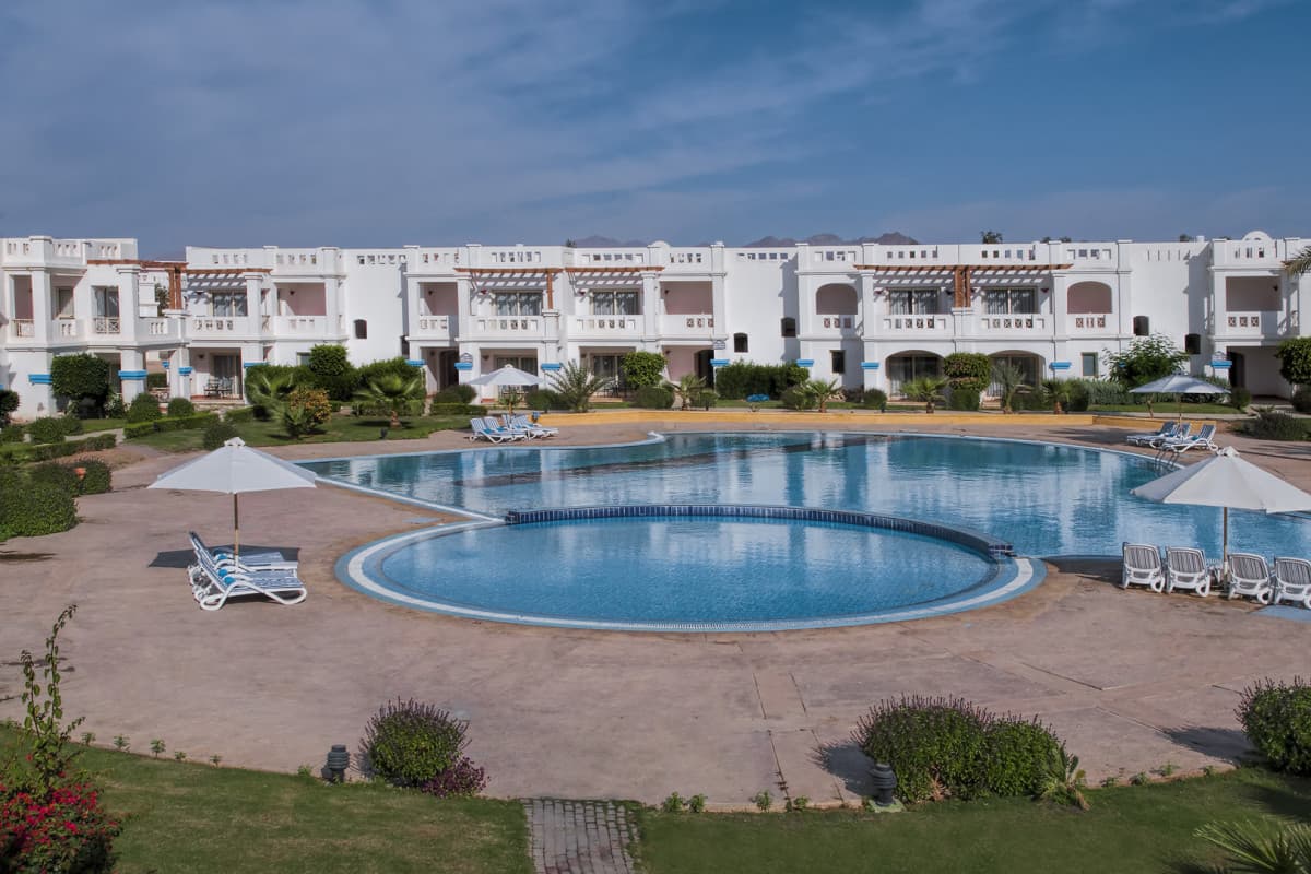 Continental Plaza Beach & Aqua Park Resort