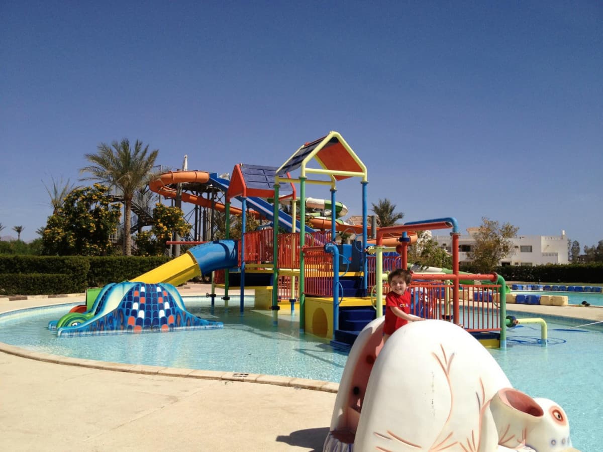 Continental Plaza Beach & Aqua Park Resort
