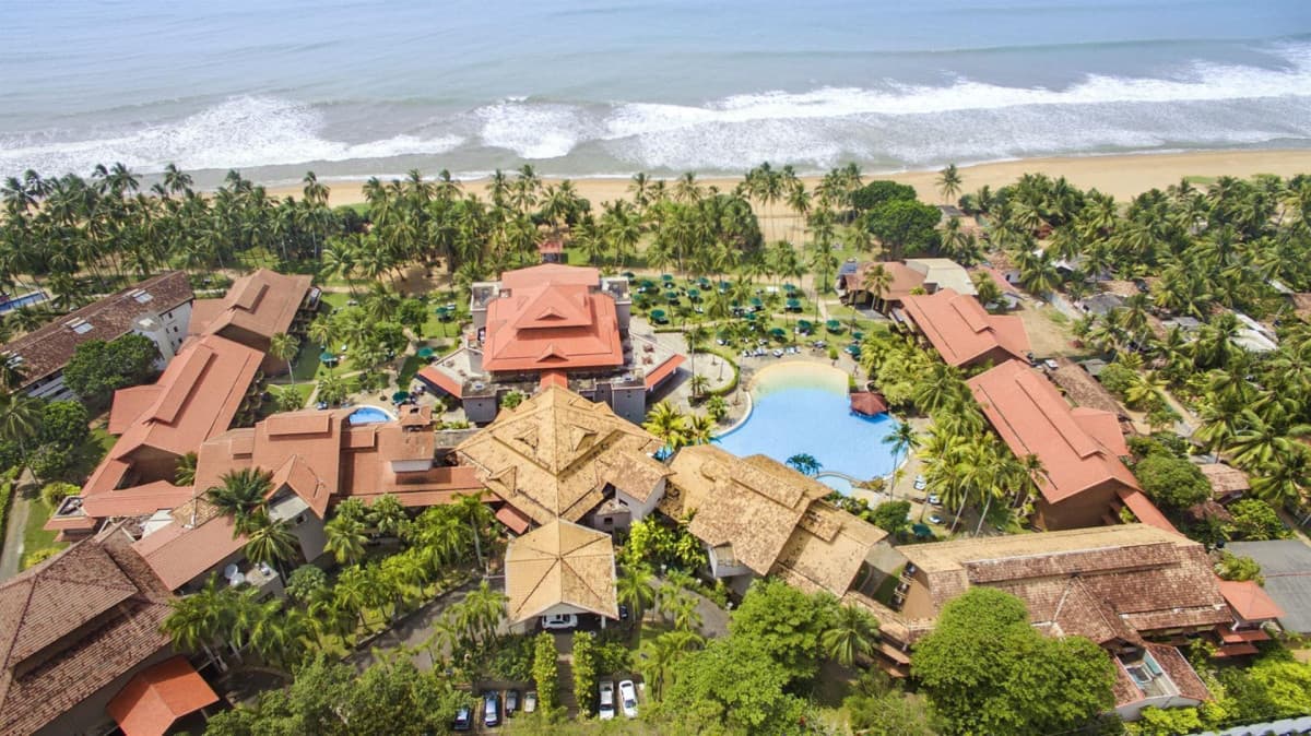 Royal Palms Beach Hotel