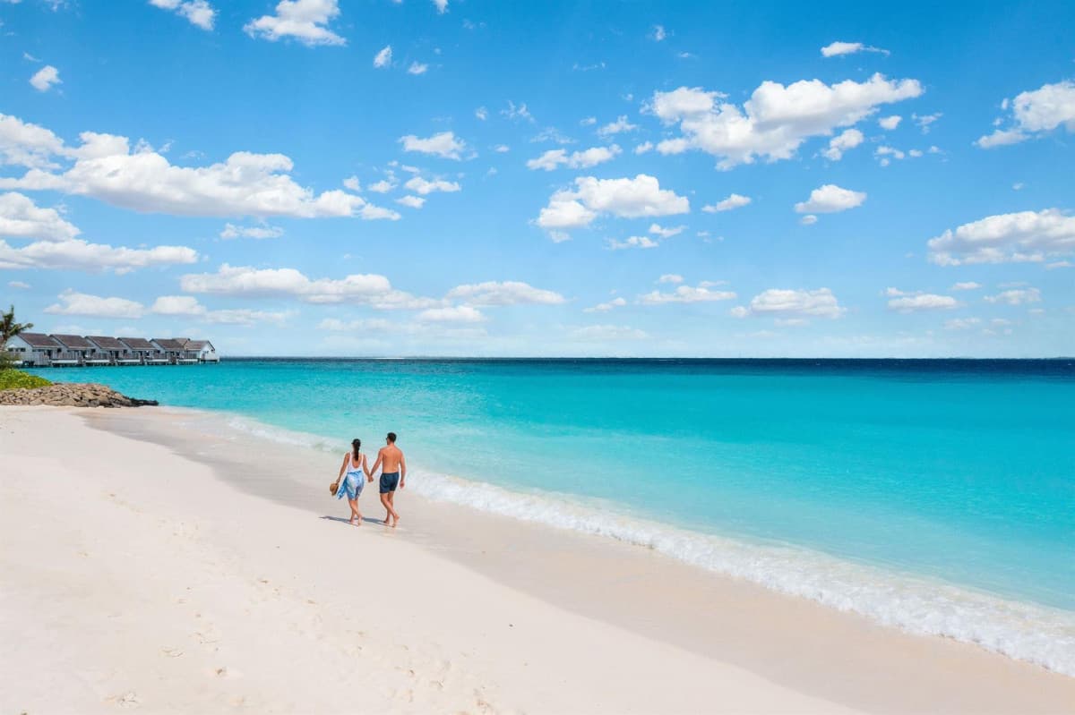 HILTON MALDIVES AMINGIRI RESORT & SPA