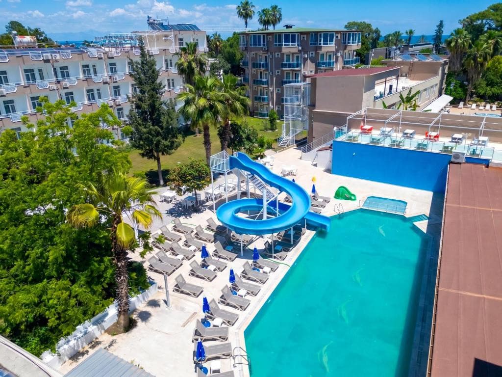 Latte Beach Hotel