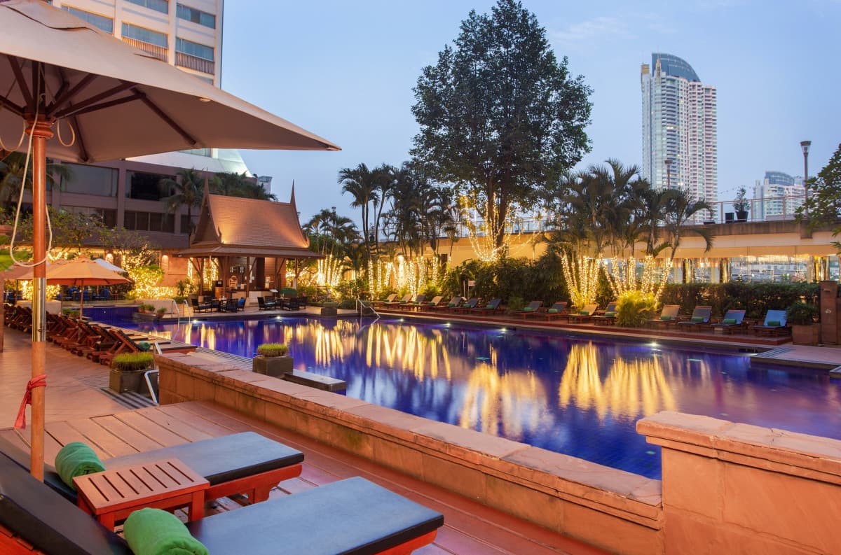 Ramada Plaza Menam Riverside