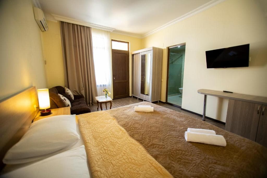 Hotel Chveni Ezo