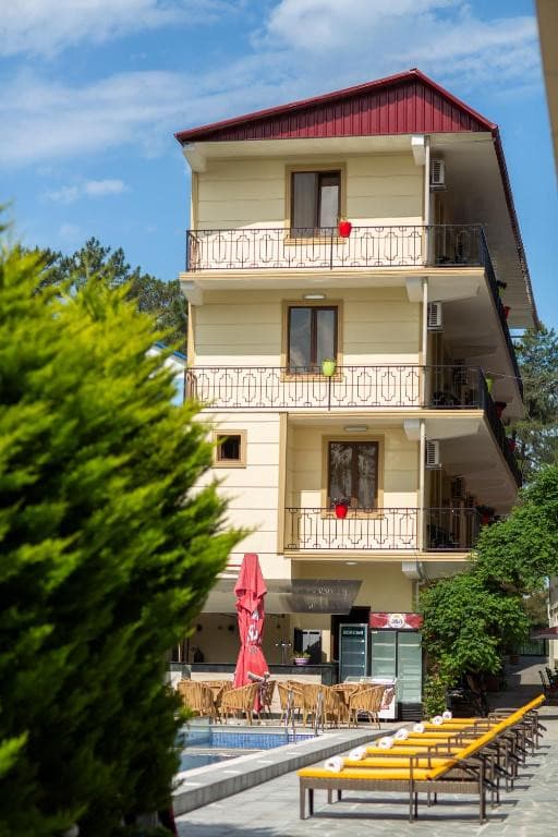 Hotel Chveni Ezo