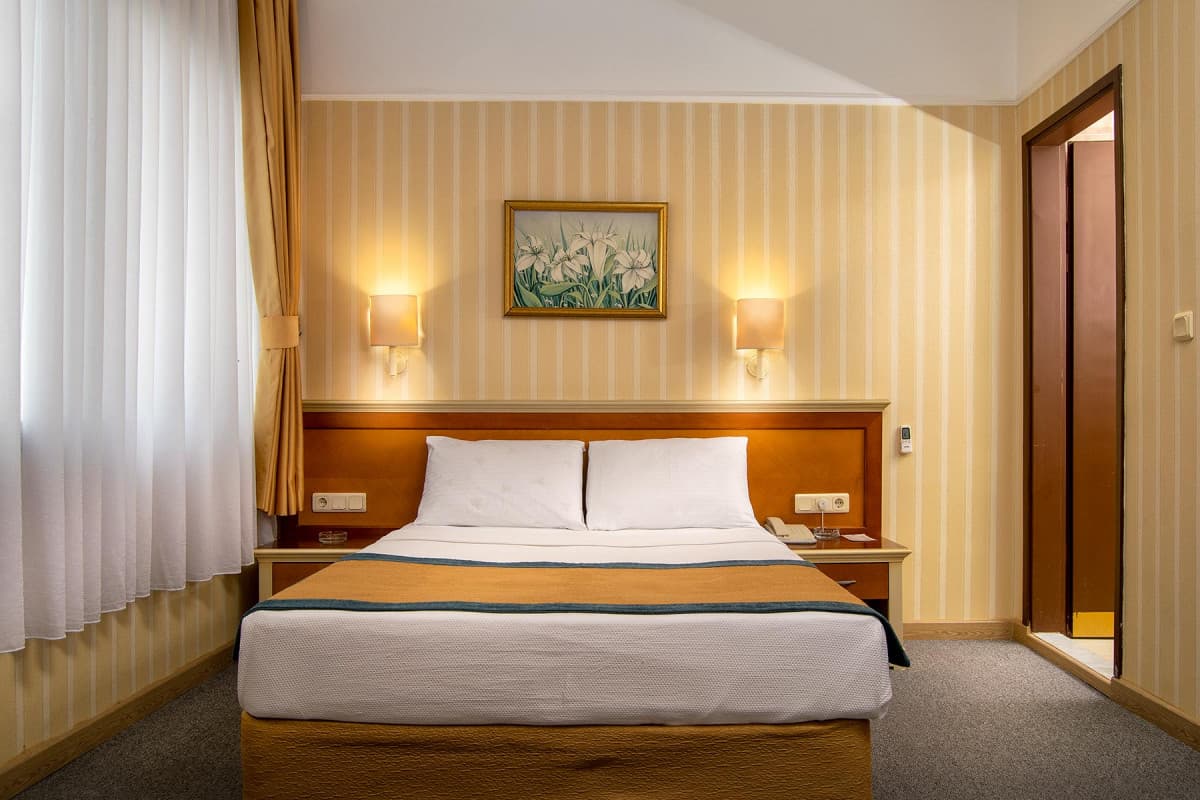 Palm Hotel