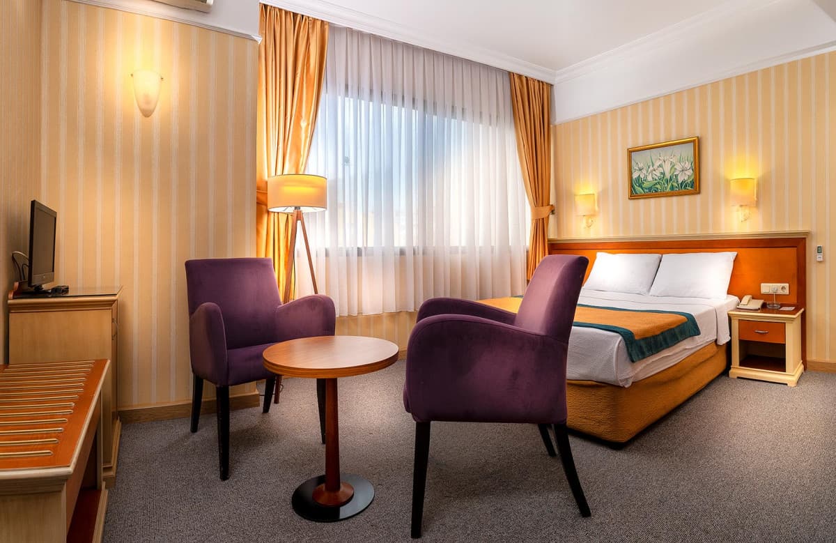 Palm Hotel
