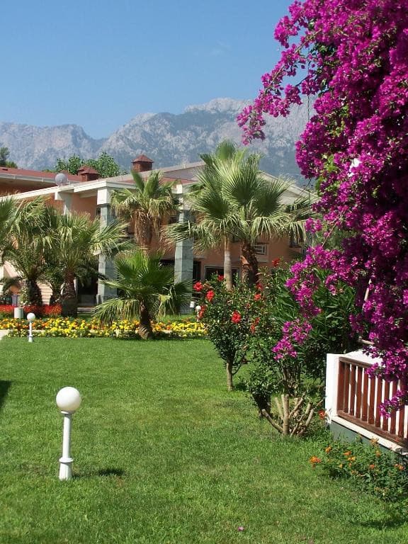 Club Boran Mare Beach