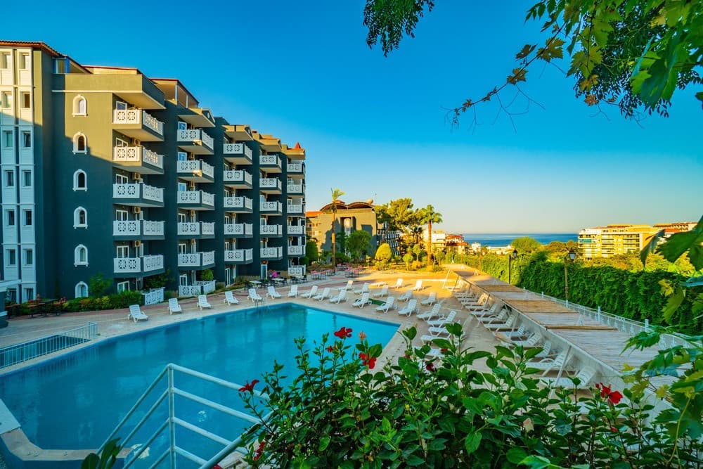 Larina Resort & Spa