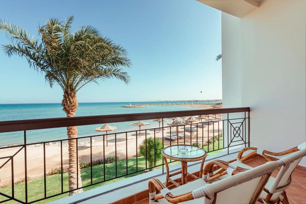 Grand Seas Resort Hostmark