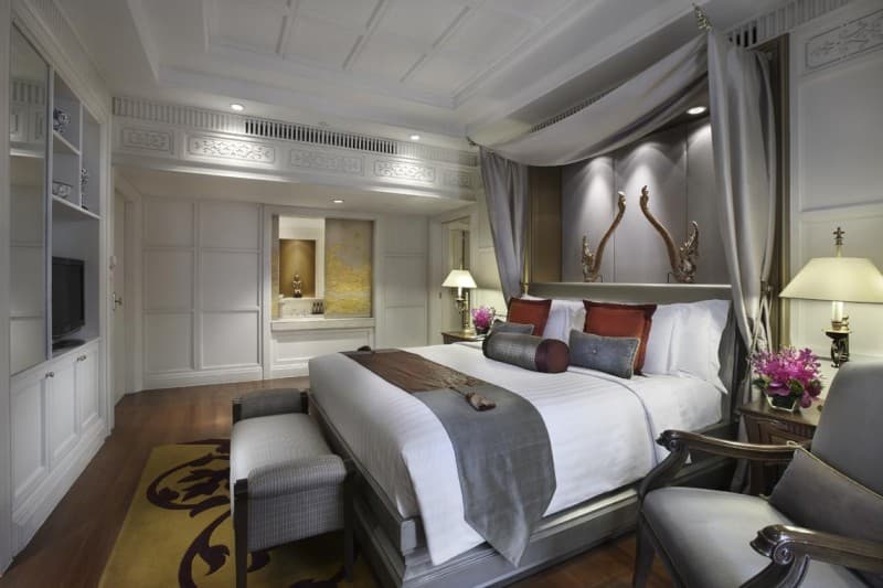 Dusit Thani Bangkok Hotel