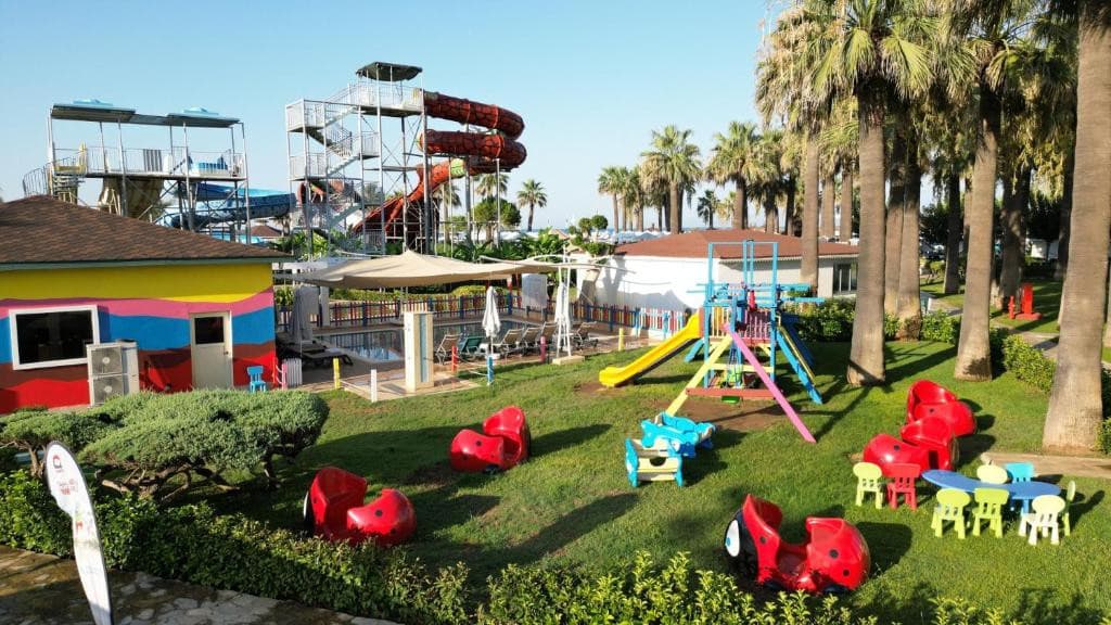 Crystal Tat Beach Golf Resort & Spa