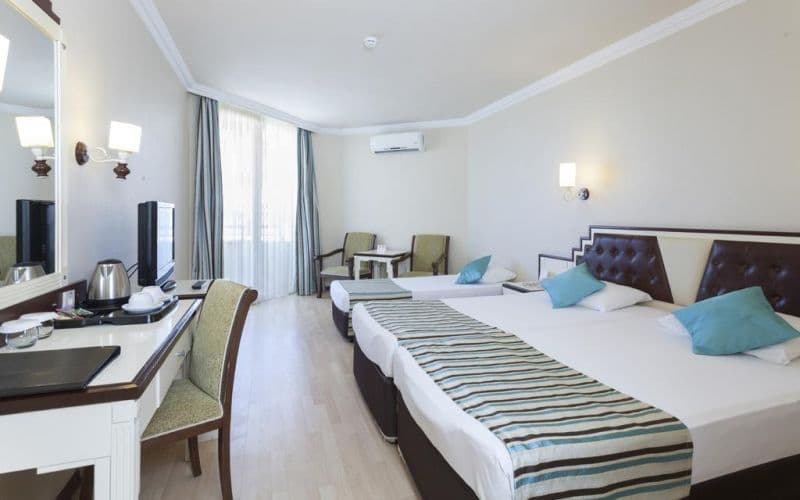 Nova Park Hotel