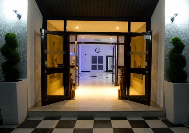 Sveltos Hotel