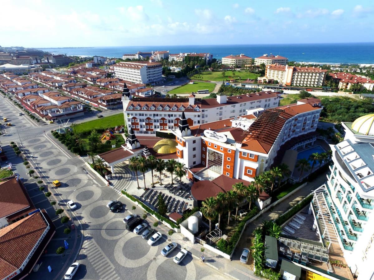 Side Royal Paradise (ex. Desiree Resort Hotel)