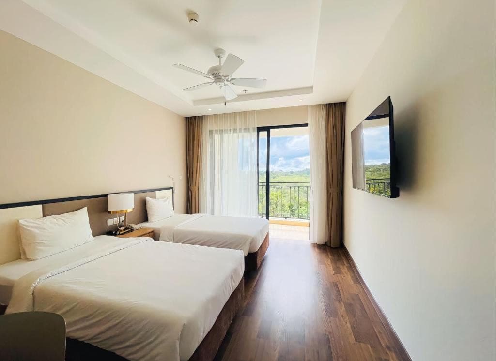 Vinholidays Fiesta Phu Quoc (ex. Vinholidays 1)