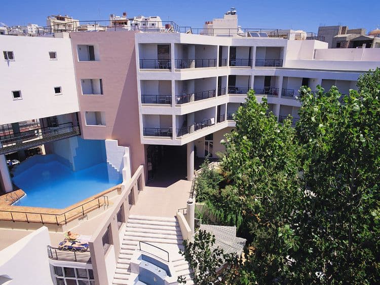 Santa Marina Hotel
