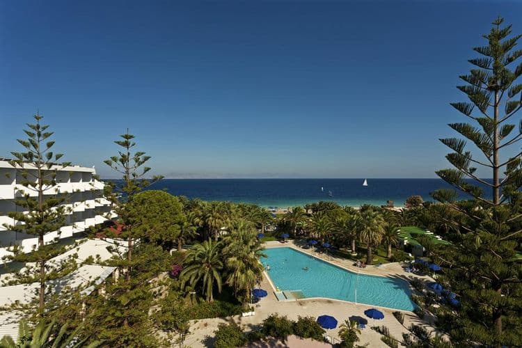 Blue Horizon Palm Beach Hotel & Bungalows