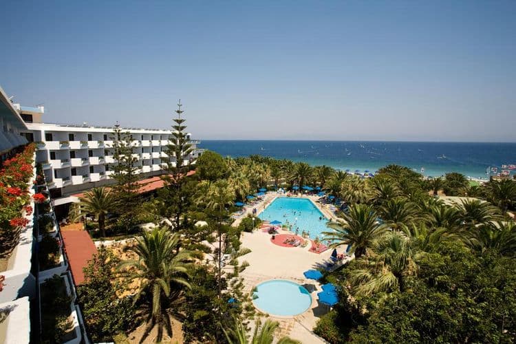 Blue Horizon Palm Beach Hotel & Bungalows