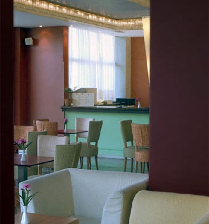 London Hotel