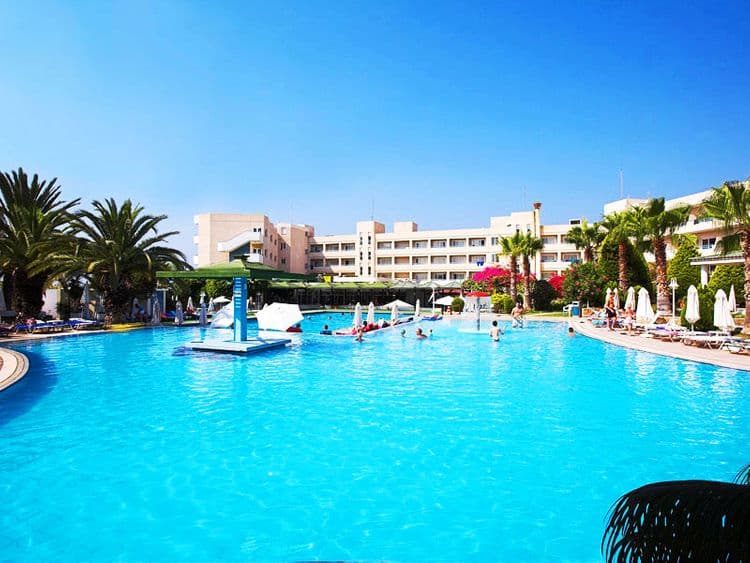Aloe Hotel