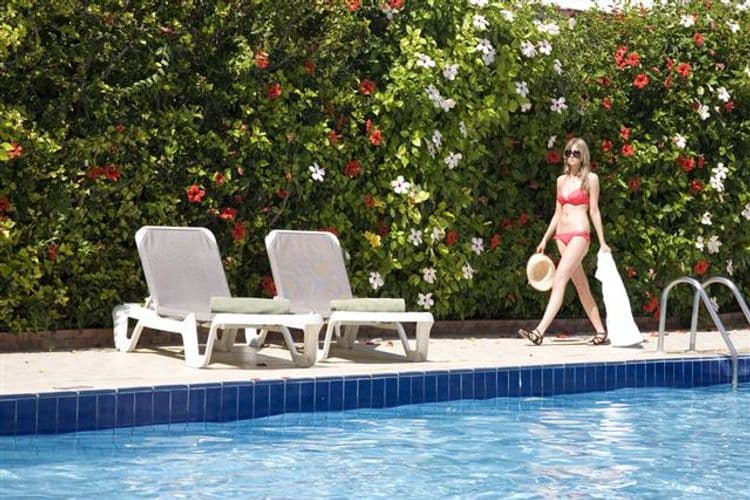 Nissi Park Hotel